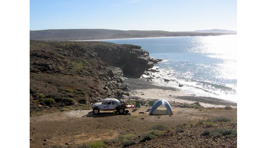 Camping on the beach with  on the Meramac Outfitter 4